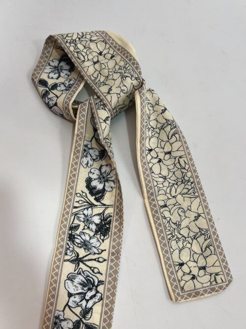 PAÑUELO CORBATERO BEIGE