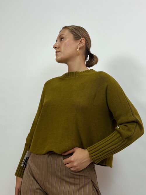 JERSEY OLIVA PUÑOS