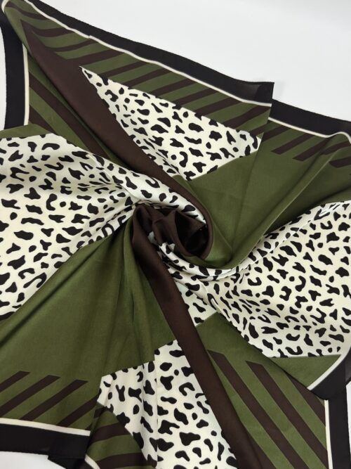 PAÑUELO ANIMAL PRINT GREEN