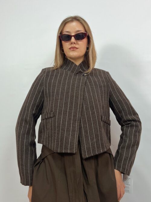 CHAQUETA RAYAS CROP